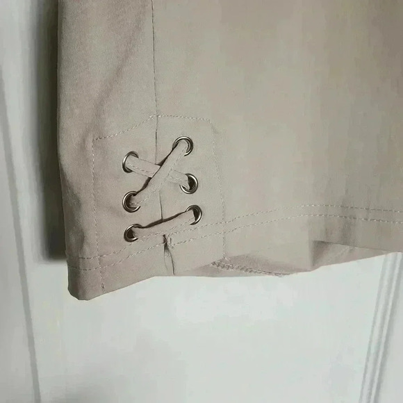 Women's  Lily Morgan Plus Size Stretchy Beige Dress Shorts - Size 1x - Picture 4 of 9